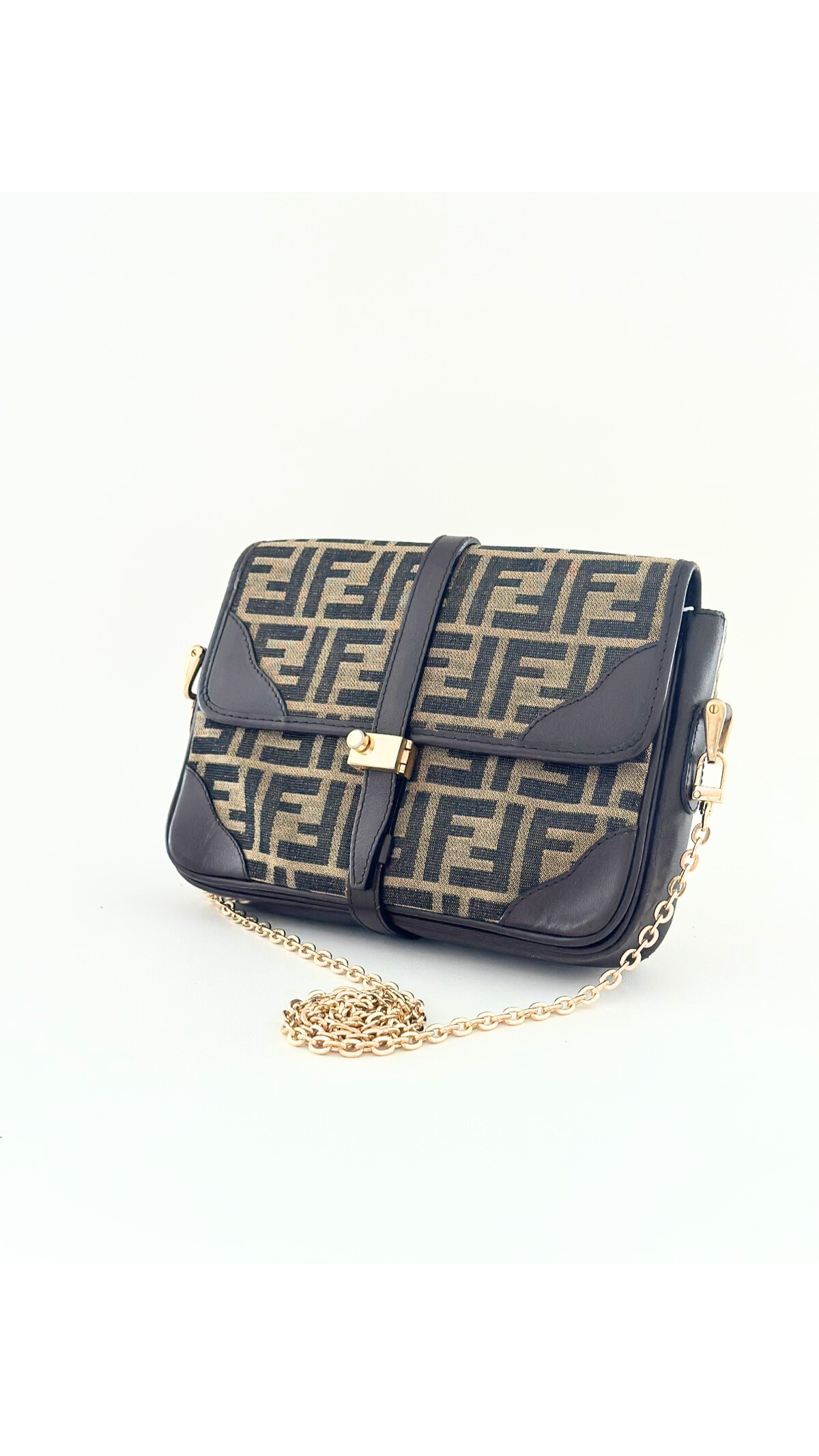 Fendi shoulder bag vintage deals