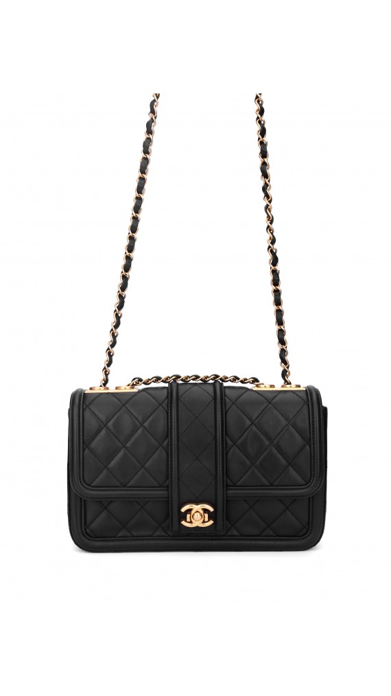 Chanel Quilted Flap Shoulder Bag Size Medium