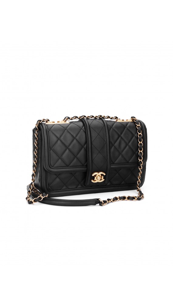 Chanel Quilted Flap Shoulder Bag Size Medium