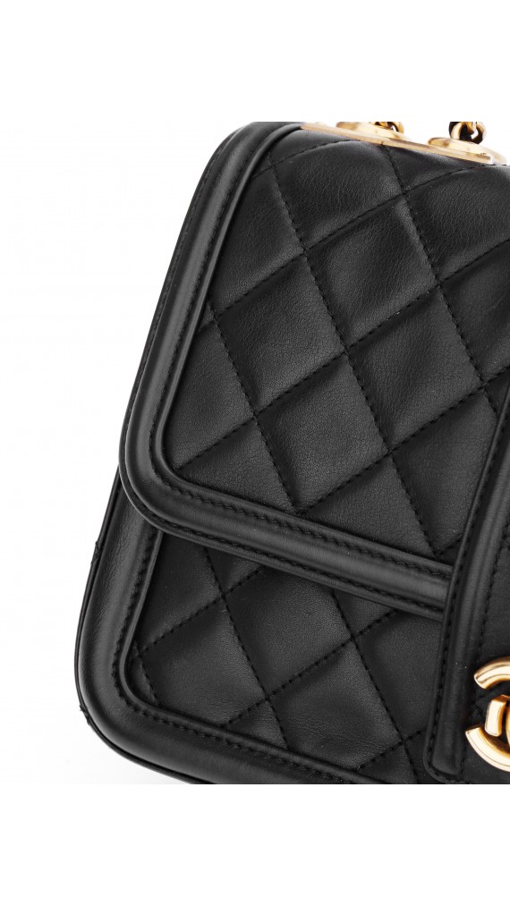 Chanel Quilted Flap Shoulder Bag Size Medium