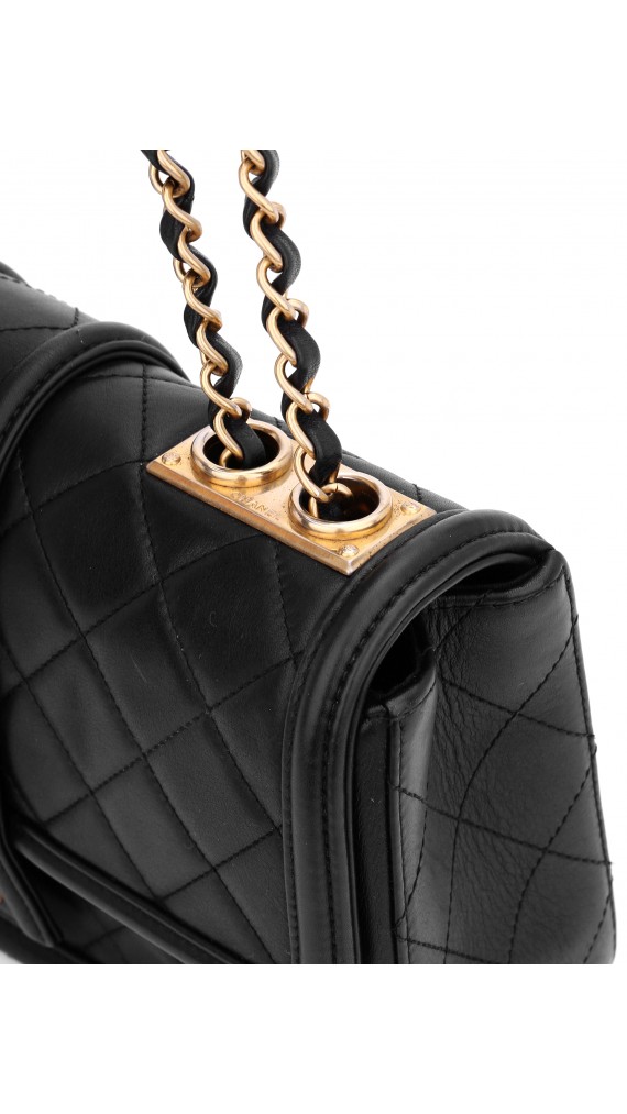 Chanel Quilted Flap Shoulder Bag Size Medium