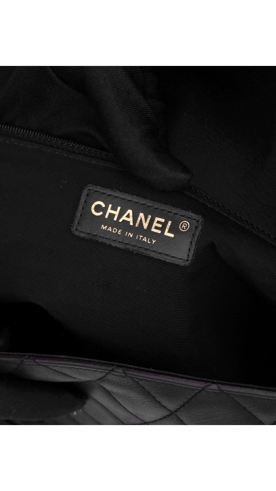 Chanel Quilted Flap Shoulder Bag Size Medium