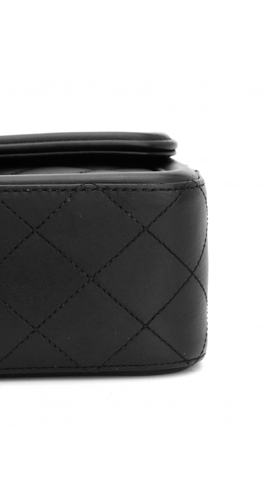 Chanel Quilted Flap Shoulder Bag Size Medium