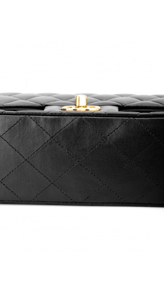 Chanel Classic Double Flap Bag Size Medium