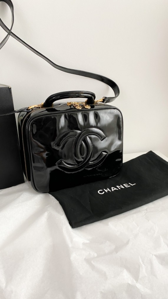 Chanel Vanity Case Bag i Patent Lær