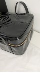 Chanel Vanity Case Bag i Patent Lær