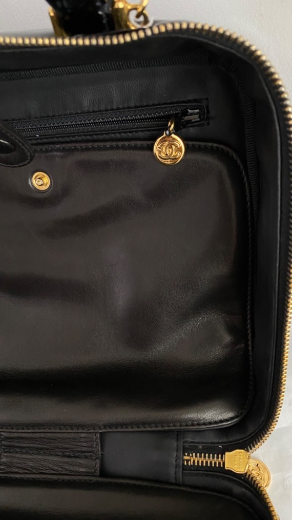 Chanel Vanity Case Bag i Patent Lær