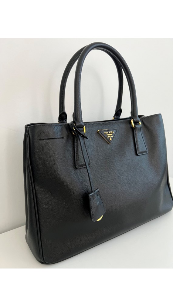 Prada Saffiano Galleria Bag