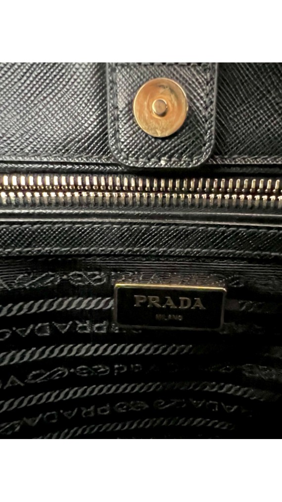 Prada Saffiano Galleria Bag