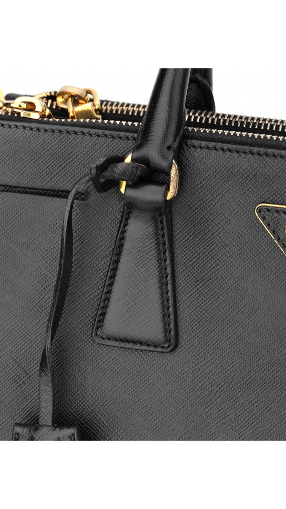 Prada Saffiano Galleria Shoulder Bag