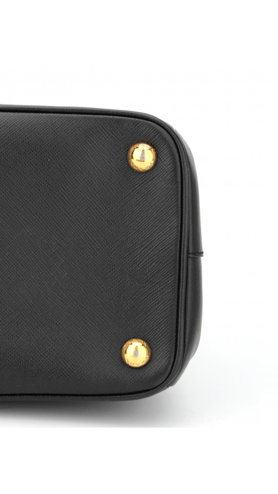 Prada Saffiano Galleria Shoulder Bag