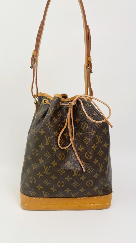 Louis Vuitton Noé GM Shoulder Bag