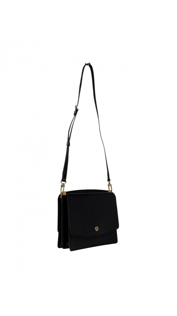 Louis Vuitton Epi Leather Flap Bag i Sort