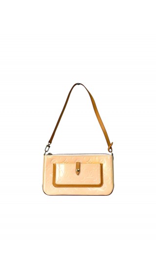 Louis Vuitton Vernis Pochette Shoulder Bag