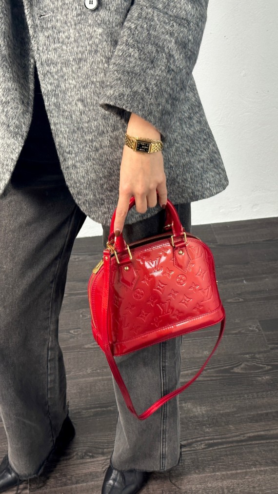 Louis Vuitton Alma BB Monogram Vernis