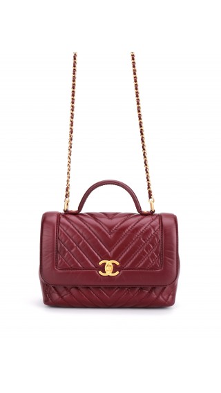Vintage Chanel Chevron Burgunder Shoulder bag