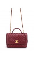 Vintage Chanel Chevron Burgunder Shoulder bag