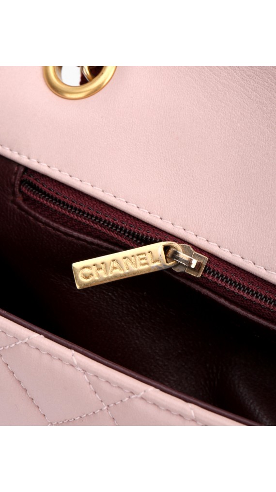 Chanel Medium Rose Lammeskinn Shoulder Bag