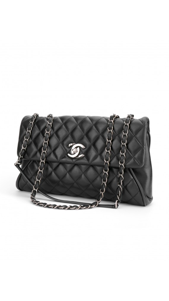 Chanel Classic Flap Bag Size Medium SHW