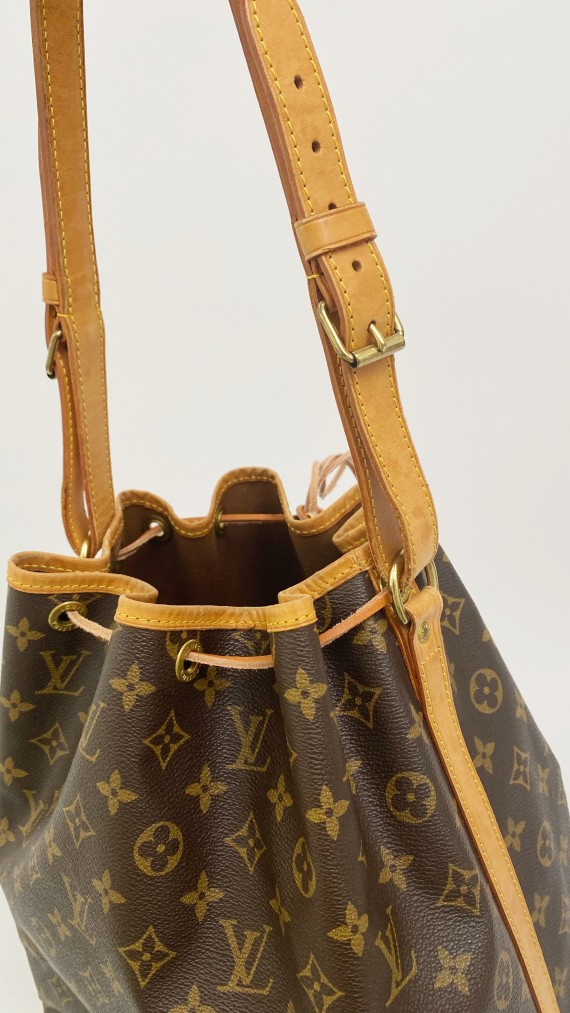Louis Vuitton Noé GM Shoulder Bag