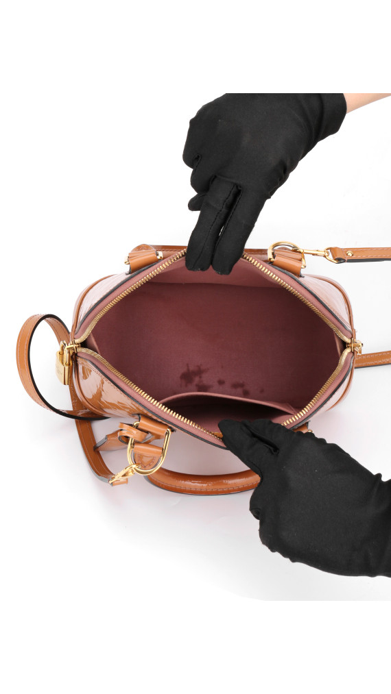 Louis Vuitton Alma BB Vernis Shoulder Bag