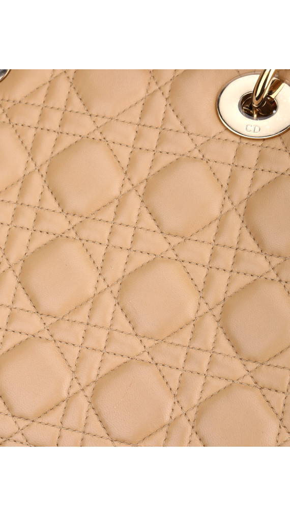 Lady Dior Medium Beige m. GHW