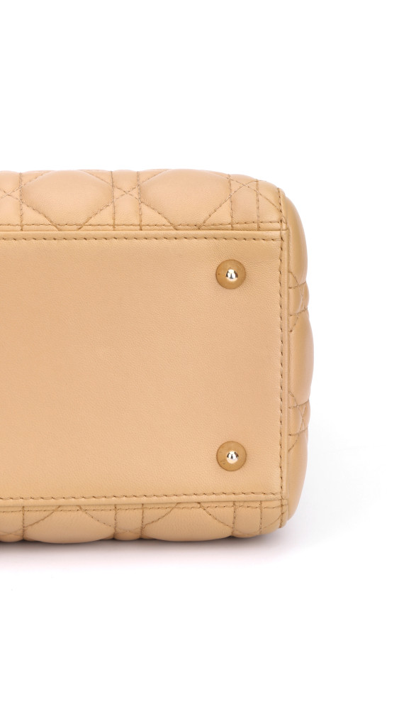 Lady Dior Medium Beige m. GHW