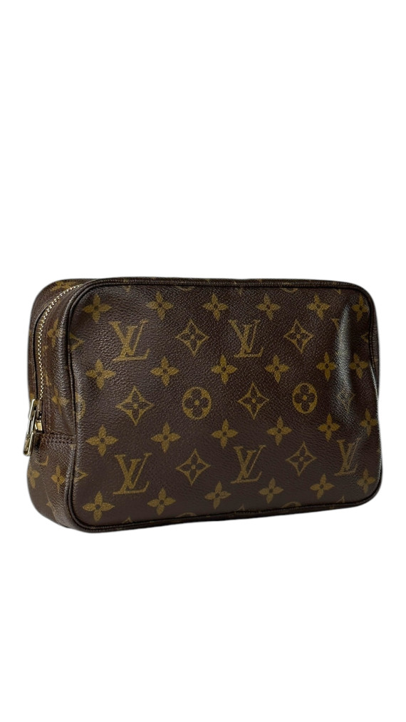 Louis Vuitton Trousse Toilette monogram