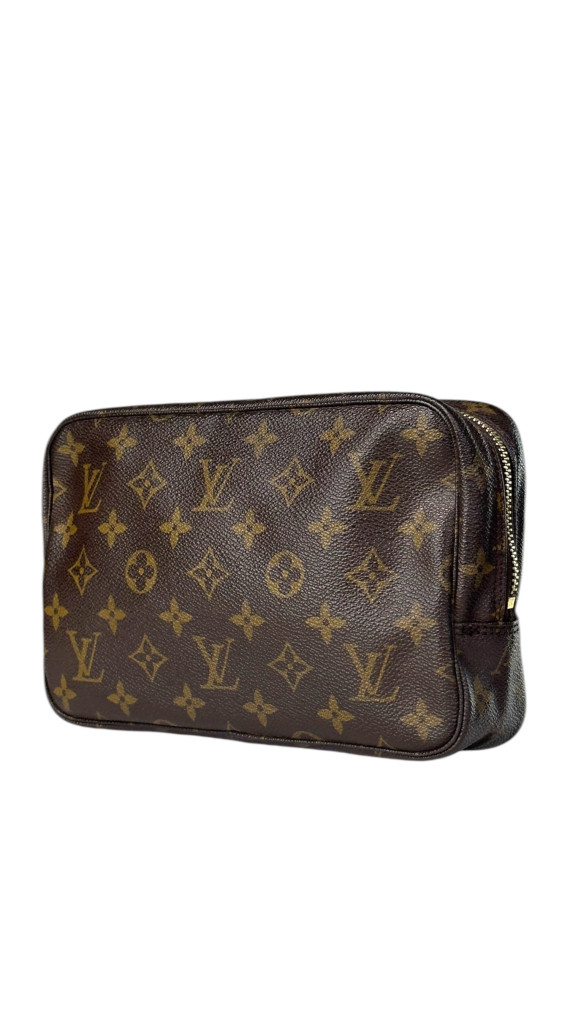 Louis Vuitton Trousse Toilette monogram