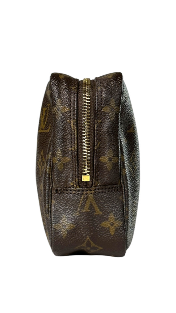 Louis Vuitton Trousse Toilette monogram