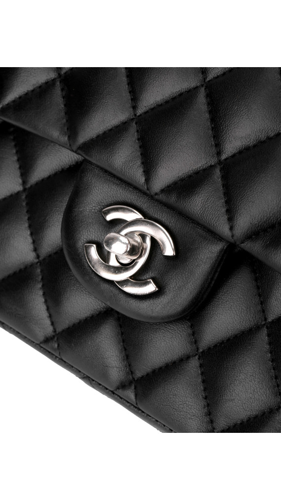 Chanel Classic Double Flap Medium SHW