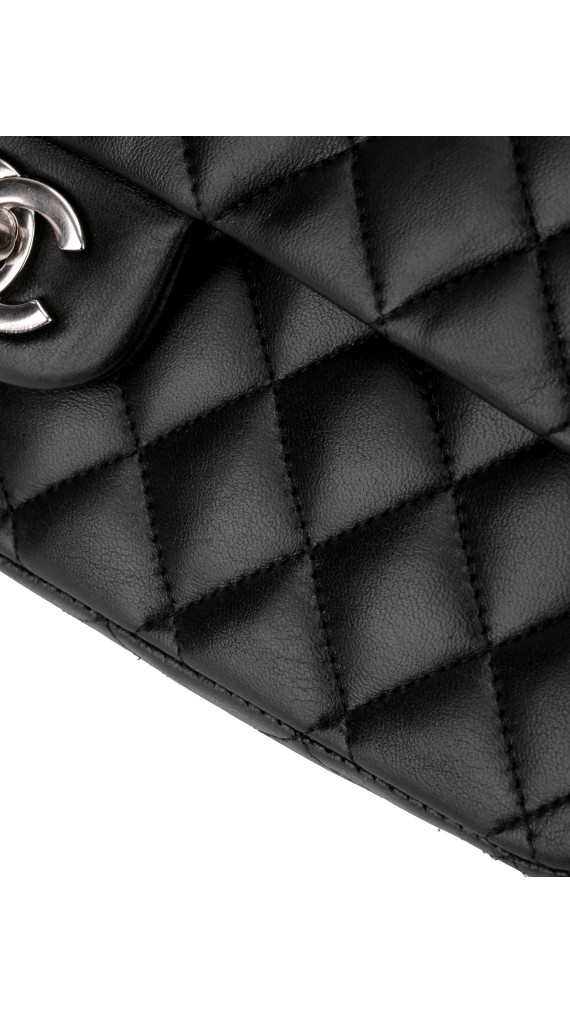 Chanel Classic Double Flap Medium SHW