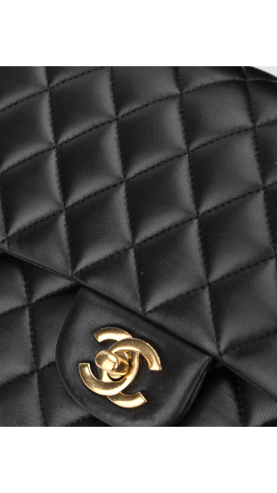 Chanel Classic Double Flap Bag Size Medium