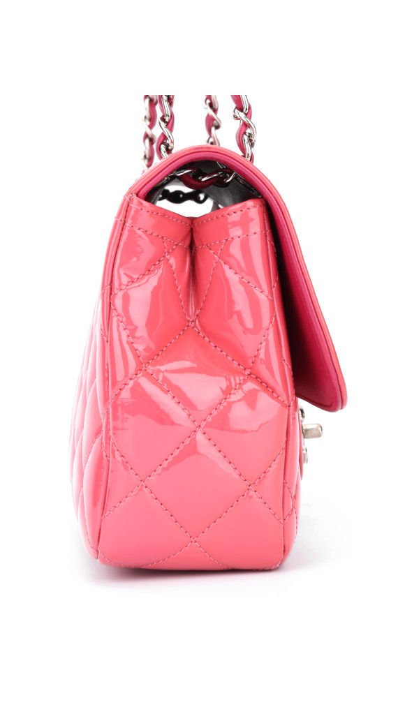 Chanel Classic Flap Bag Medium i Patent Leather