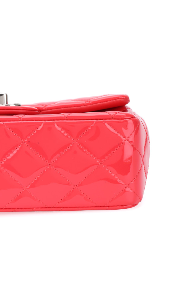 Chanel Classic Flap Size Mini Shoulder Bag