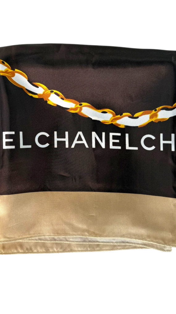 Chanel Silkeskjerf