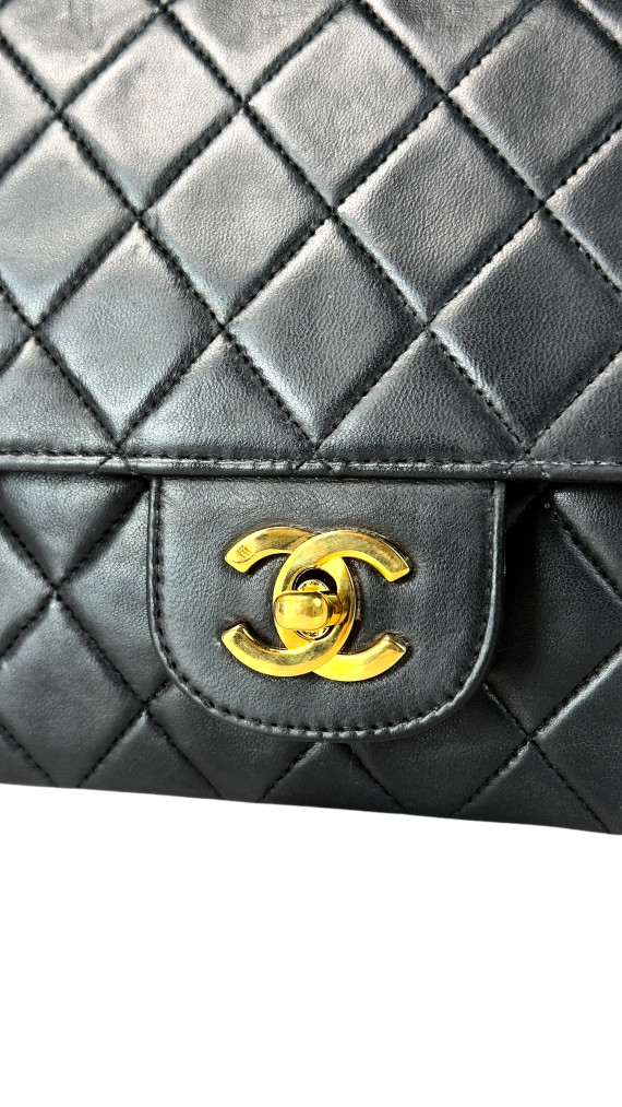 Chanel Classic Double Flap Bag Medium