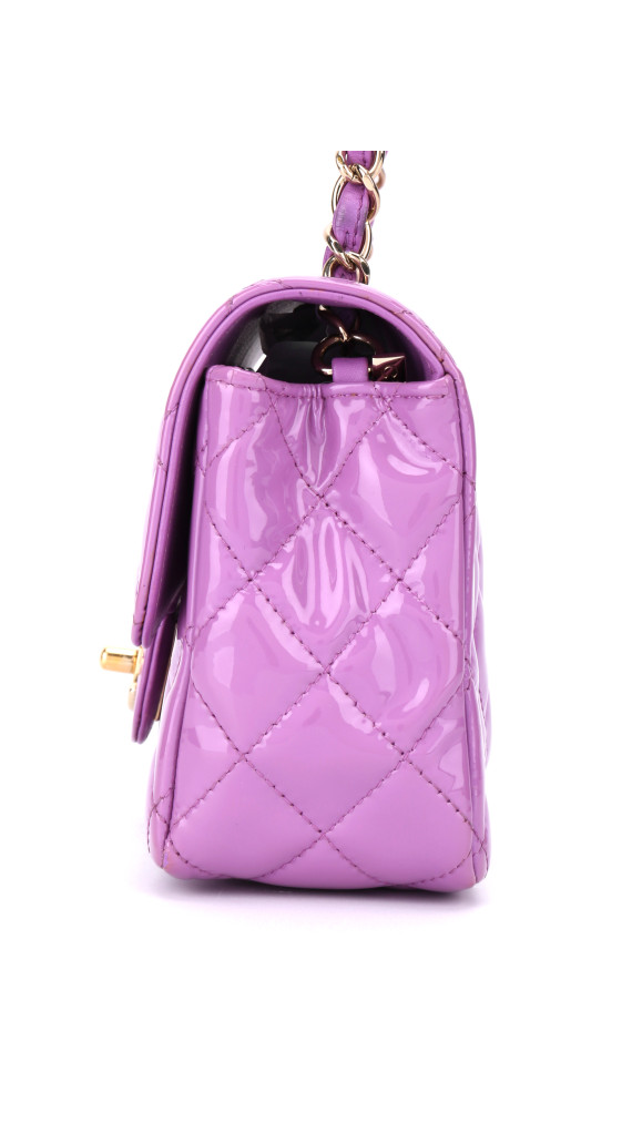 Chanel Klassisk Small Flap Lavendel Patent Leather