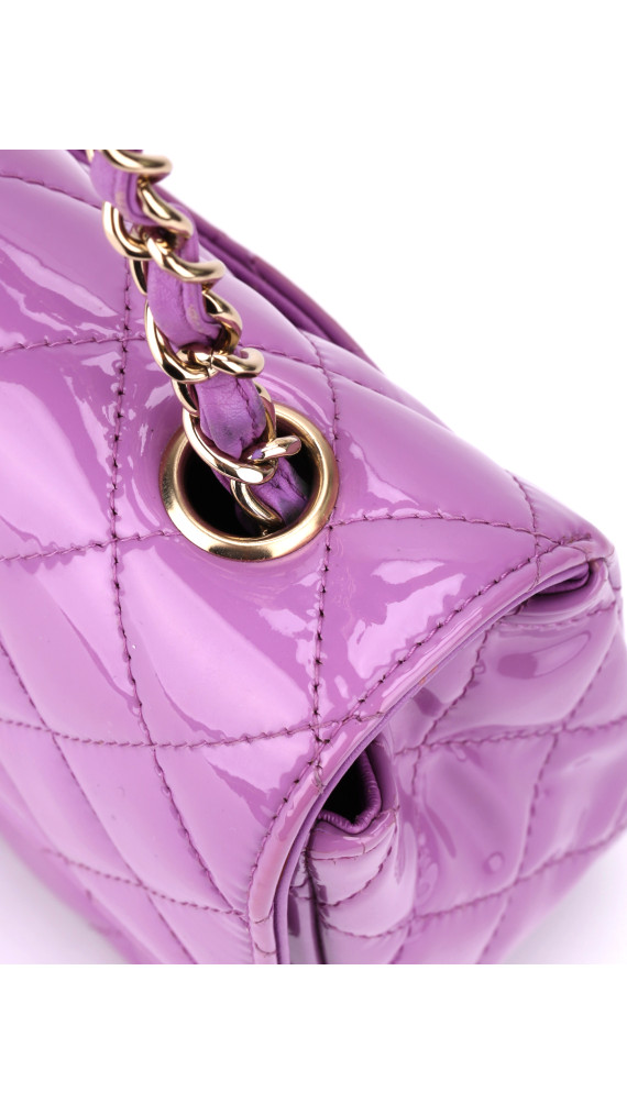 Chanel Klassisk Small Flap Lavendel Patent Leather