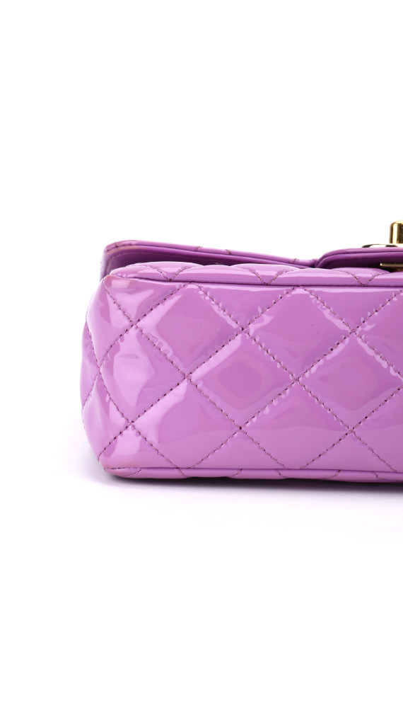 Chanel Classisk Mini Flap Bag i Patent Leather