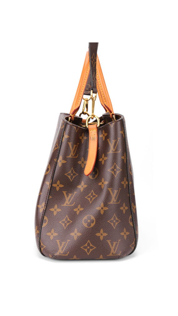 Louis Vuitton Montaigne MM Shoulder Bag