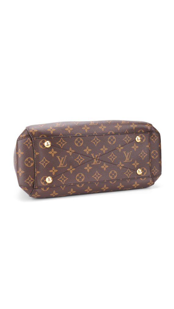 Louis Vuitton Montaigne MM Shoulder Bag