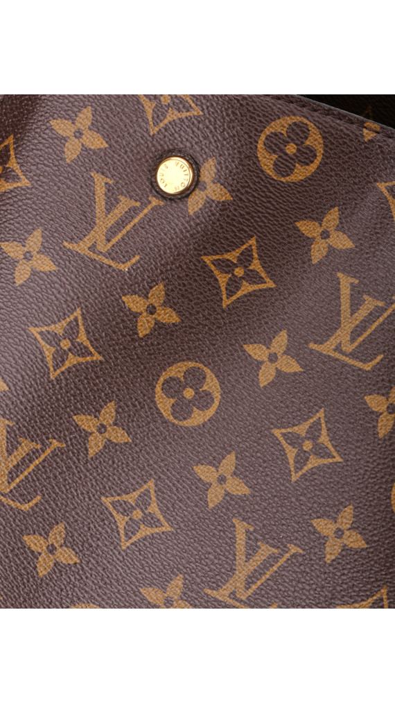 Louis Vuitton Montaigne MM Shoulder Bag