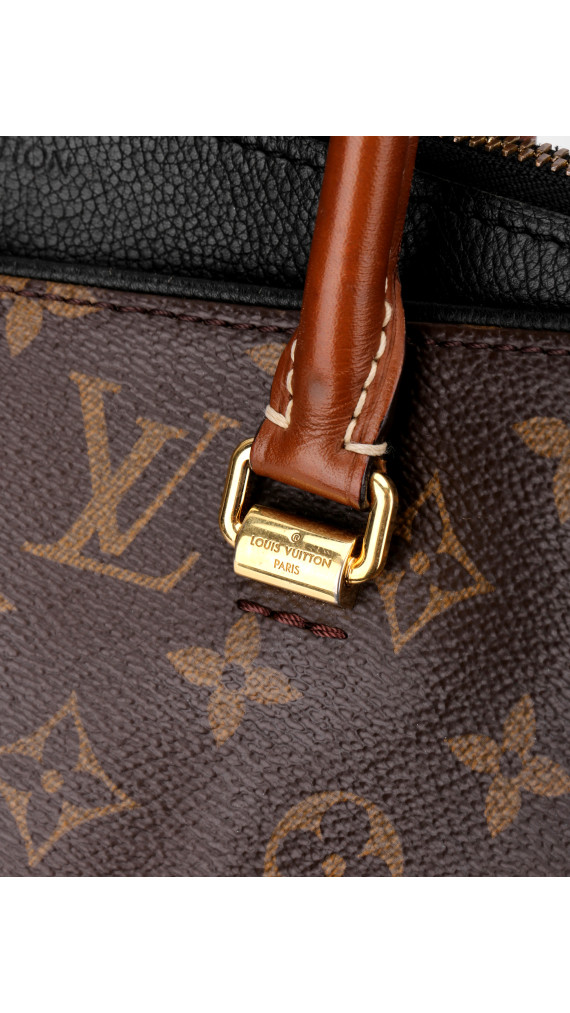Louis Vuitton Pallas Shoulder Bag