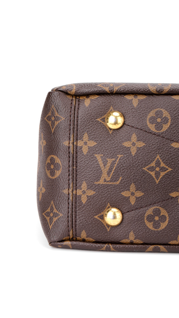 Louis Vuitton Pallas Shoulder Bag