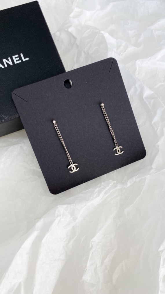 Chanel øredobber