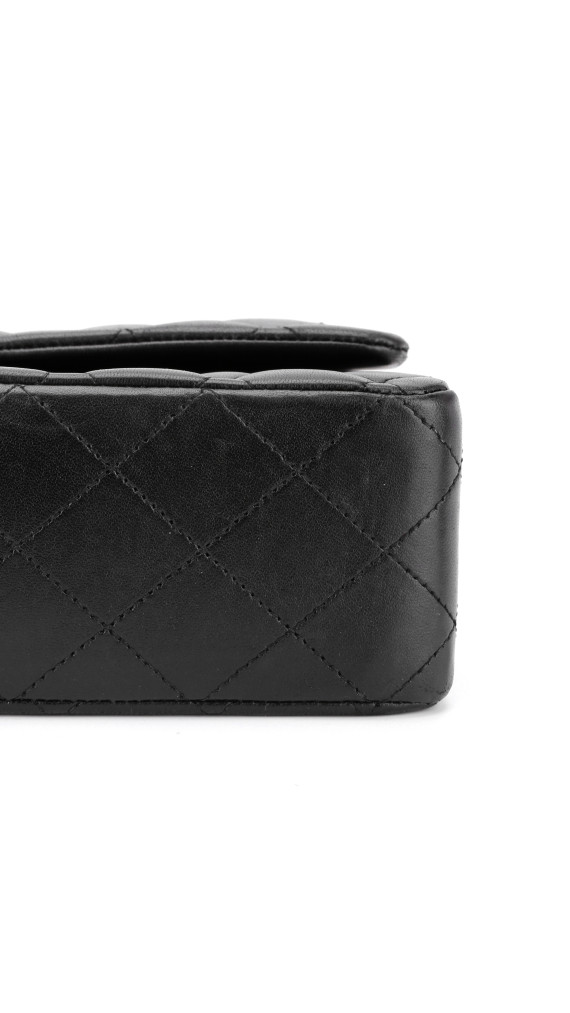 Chanel Classic Double Flap Bag Size Medium