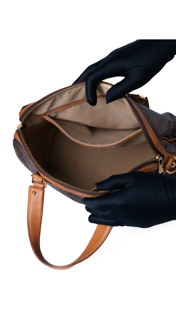 Louis Vuitton Monogram Retiro GM Shoulder Bag