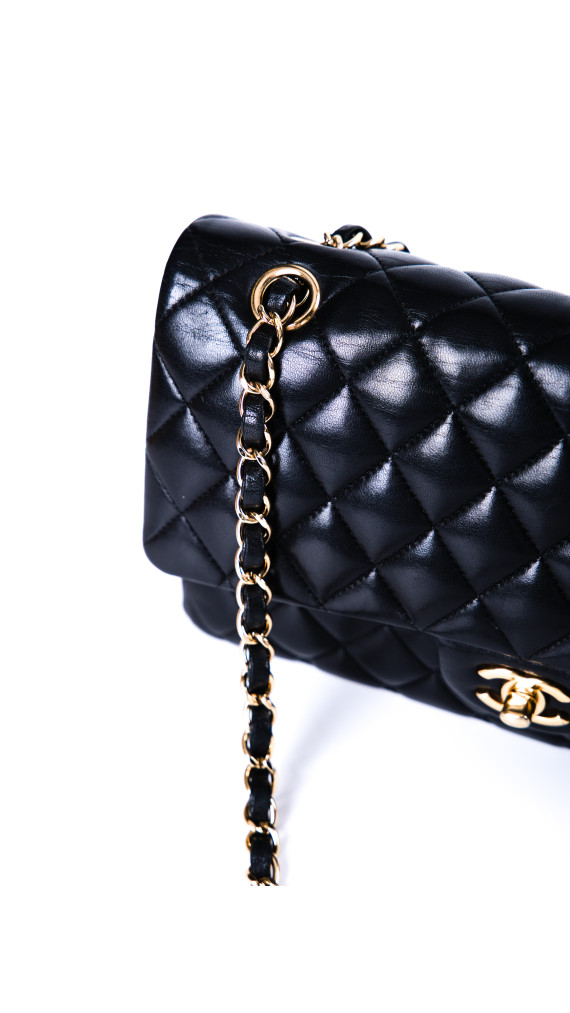 Chanel Classic Double Flap Bag i Size Medium Sort Lammeskinn