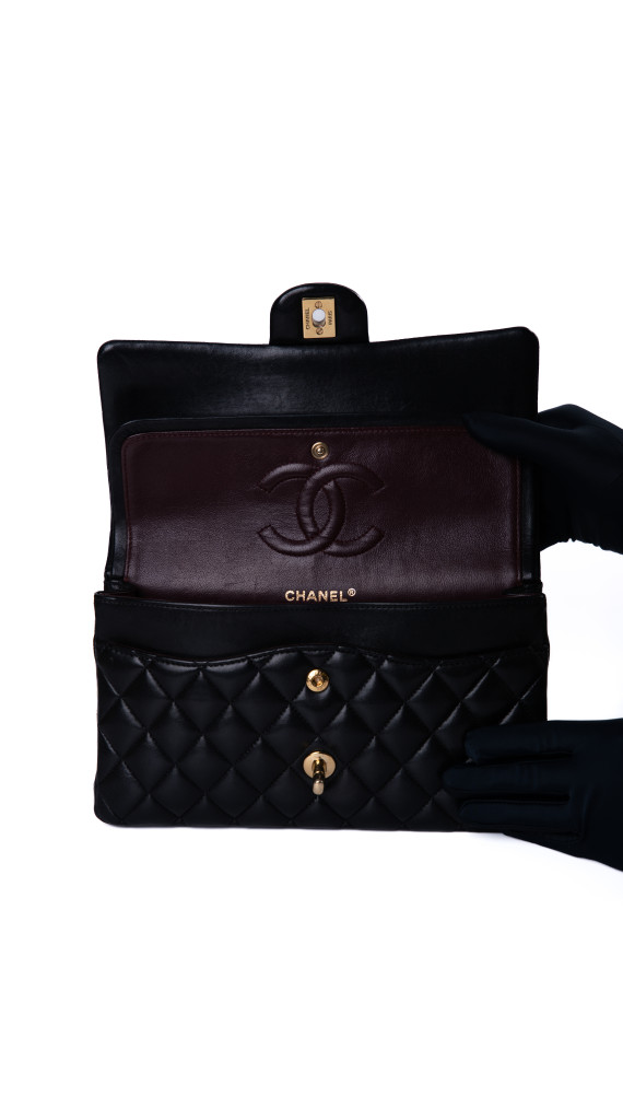 Chanel Classic Double Flap Bag i Size Medium Sort Lammeskinn